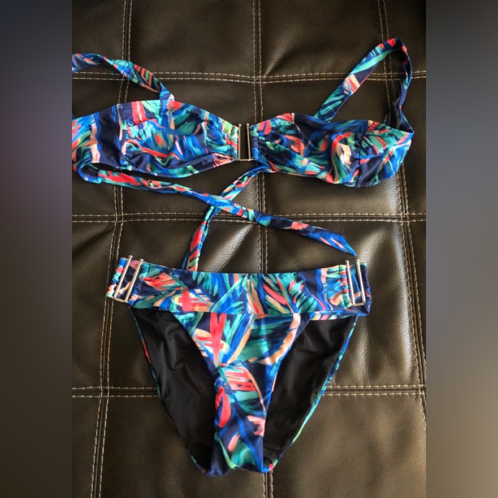 Venus multicolor women’s bikini